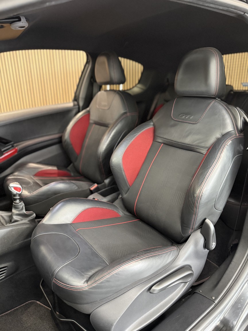 Used Peugeot 208 2013 for sale - 76799089: Photo 27