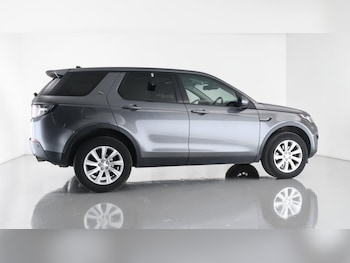 Used Land Rover Discovery Sport 2015 for sale - 79053974: Photo