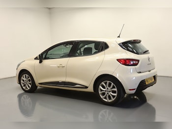 Used Renault Clio 2017 for sale - 77774731: Photo