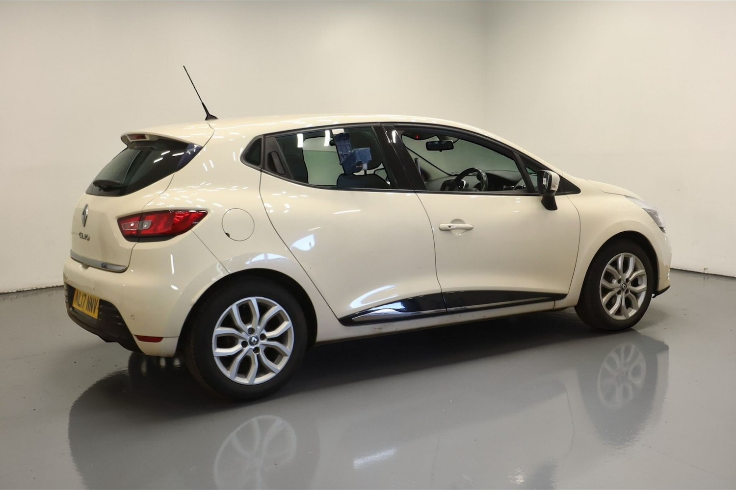 Used Renault Clio 2017 for sale - 77774731: Photo 7