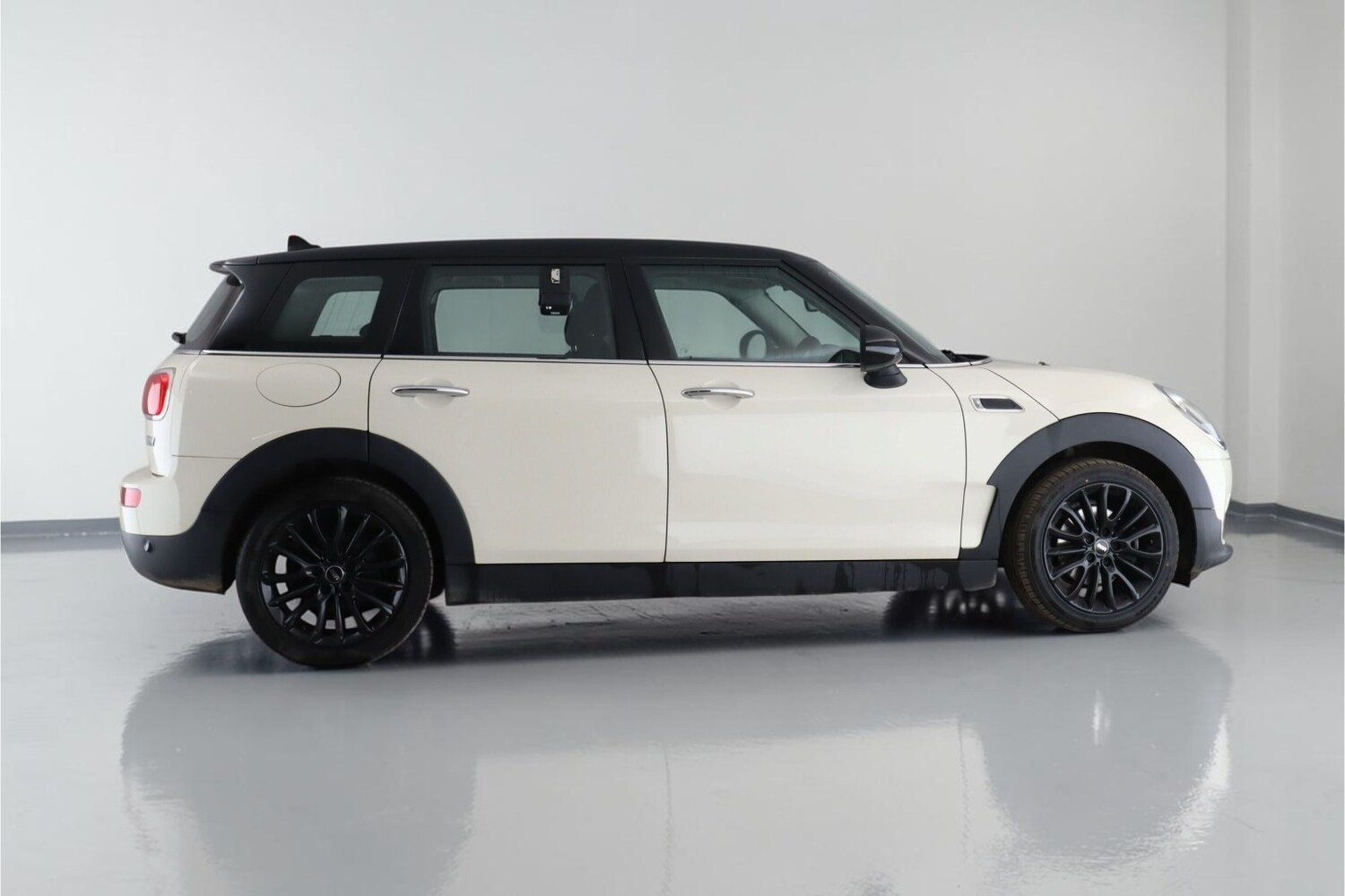 Used MINI Clubman 2016 for sale - 78145835: Photo 6