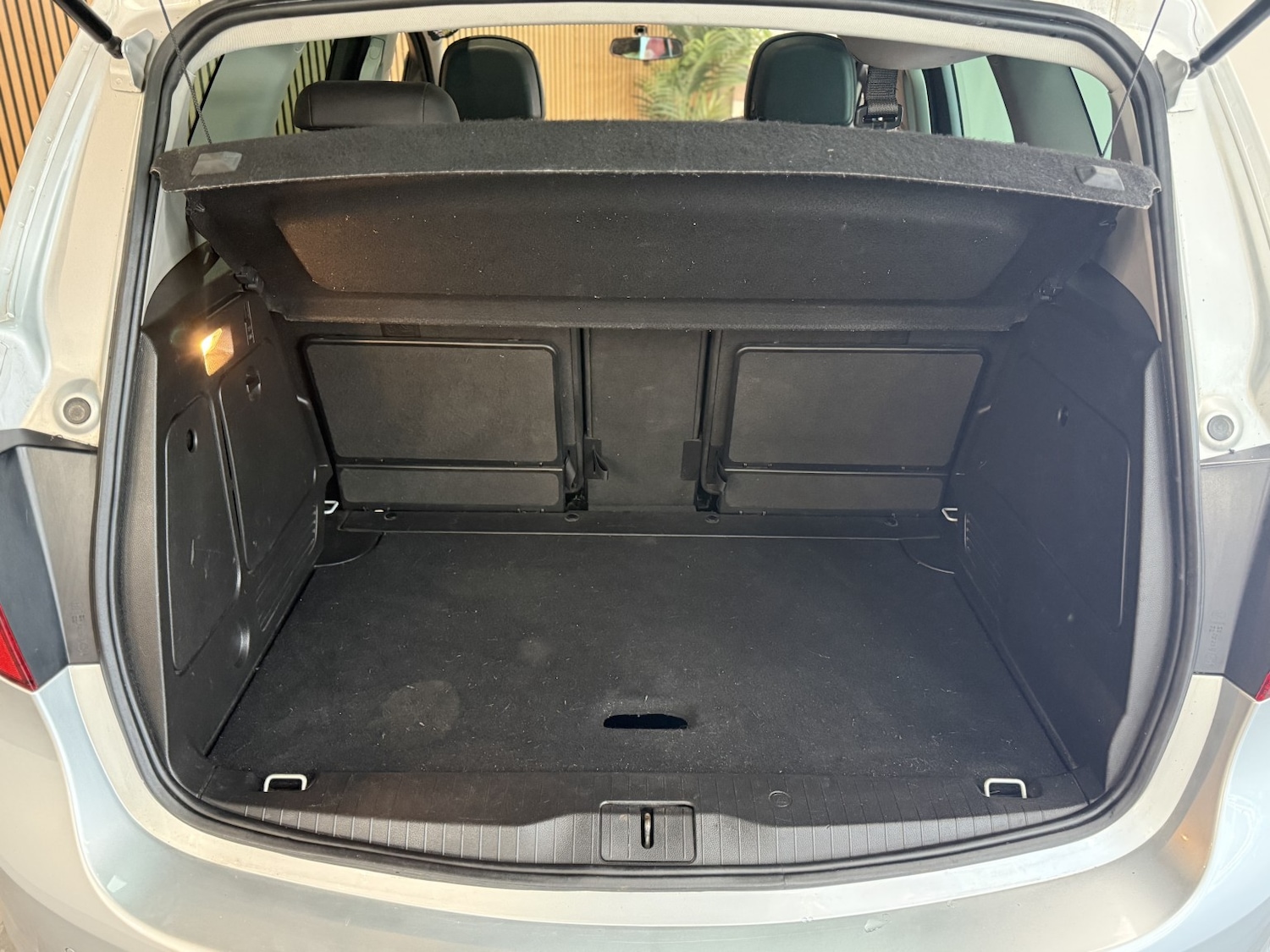 Used Vauxhall Meriva 2014 for sale - 77313971: Photo 22