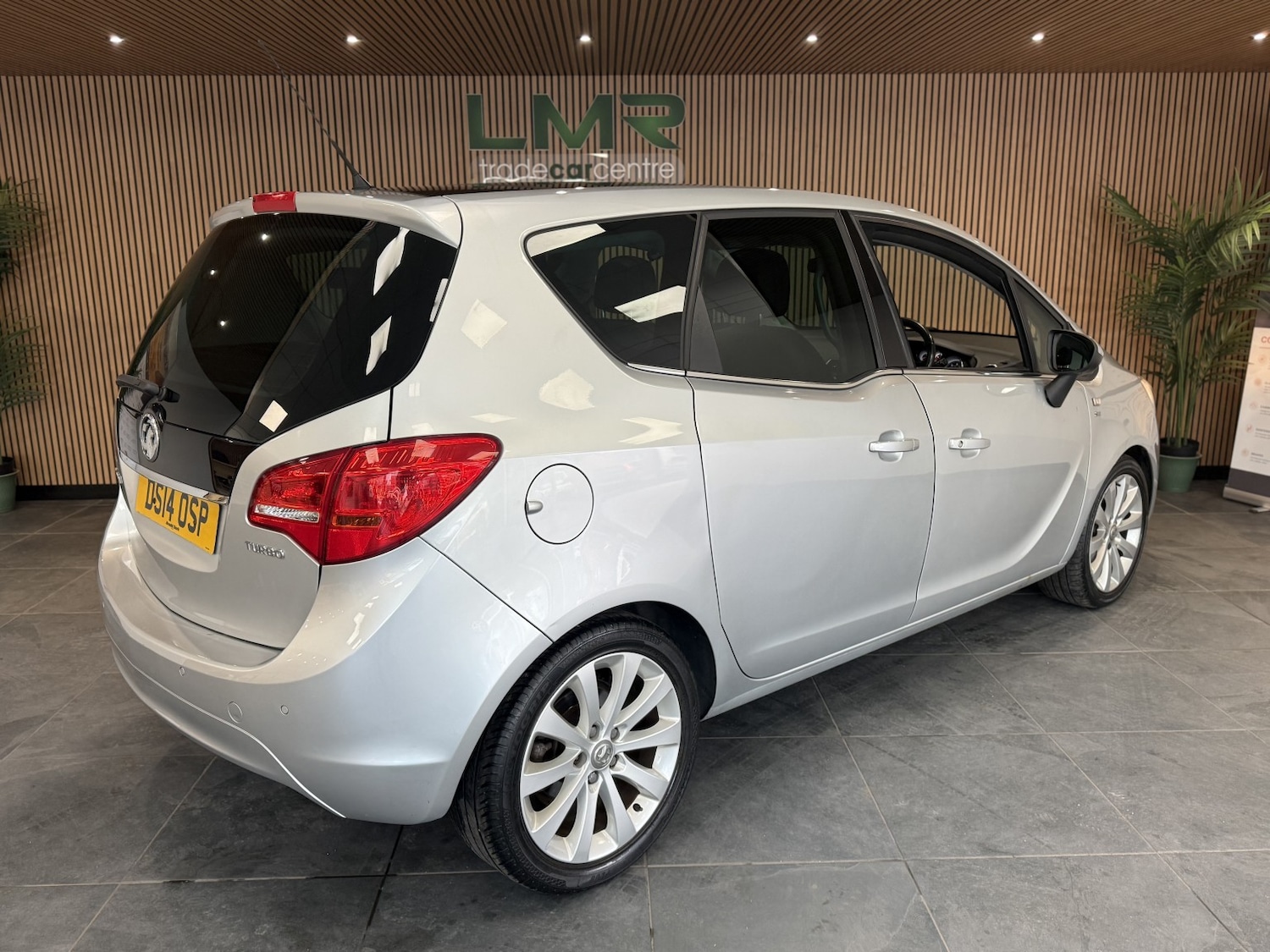 Used Vauxhall Meriva 2014 for sale - 77313971: Photo 8