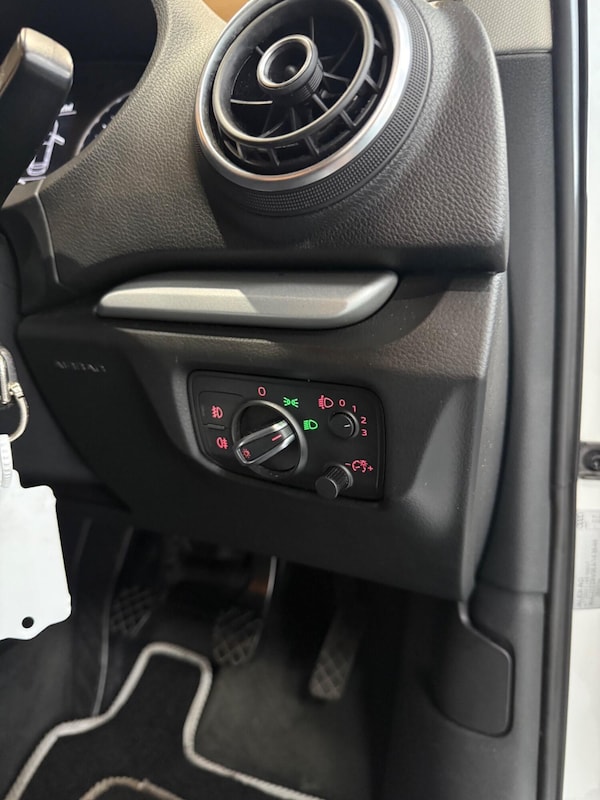 Used Audi A3 2014 for sale - 76107196: Photo 18