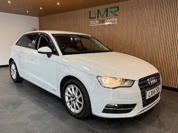 Used Audi A3 2014 for sale - 76107196: Photo 4