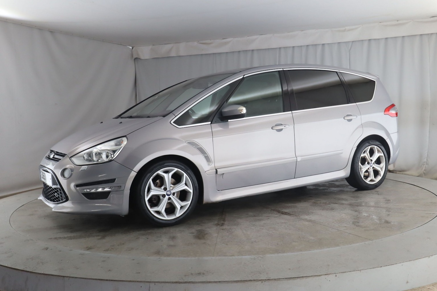 Used Ford S-Max 2013 for sale - 76536858: Photo 1