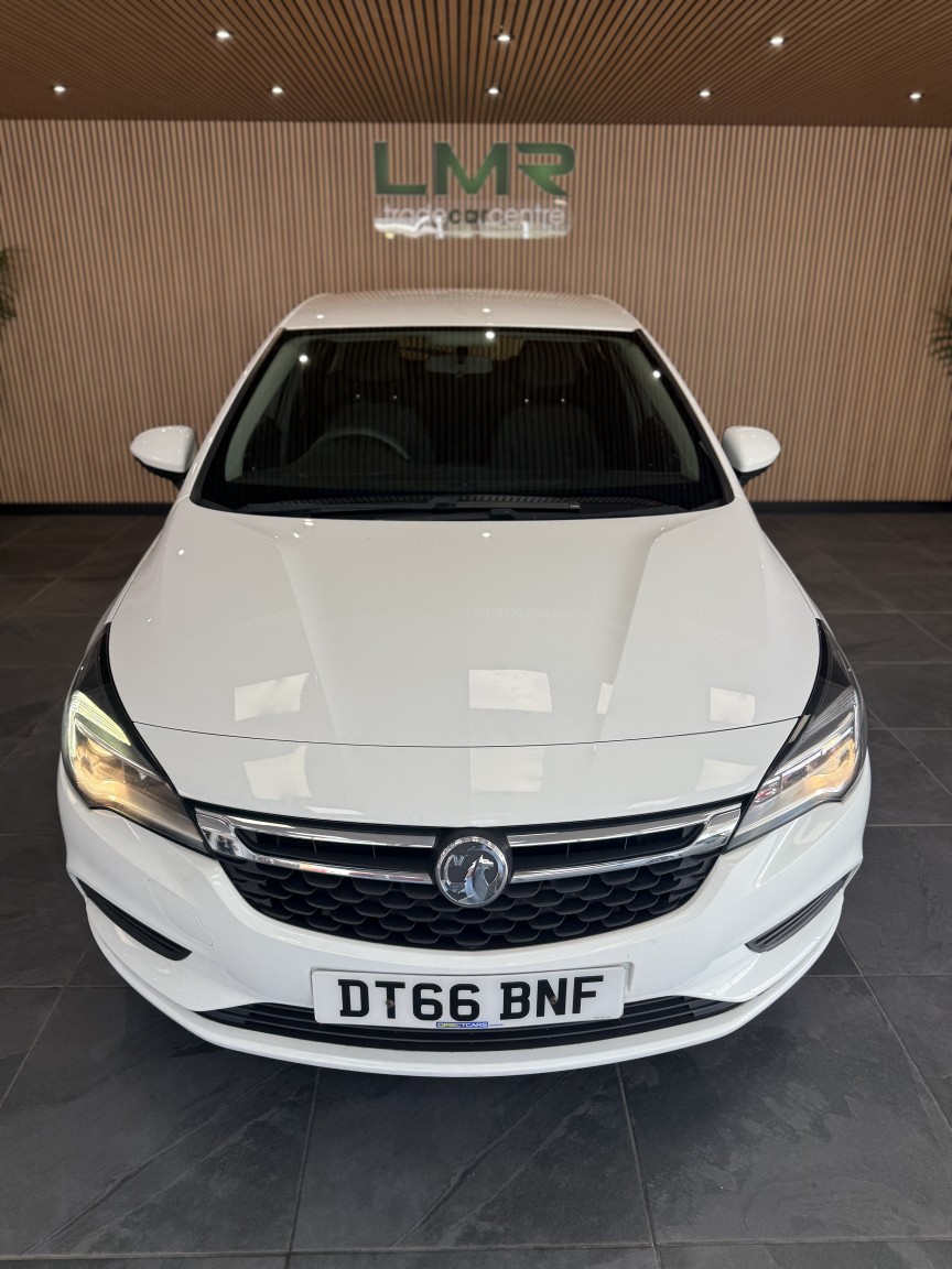 Used Vauxhall Astra 2016 for sale - 78155351: Photo 3