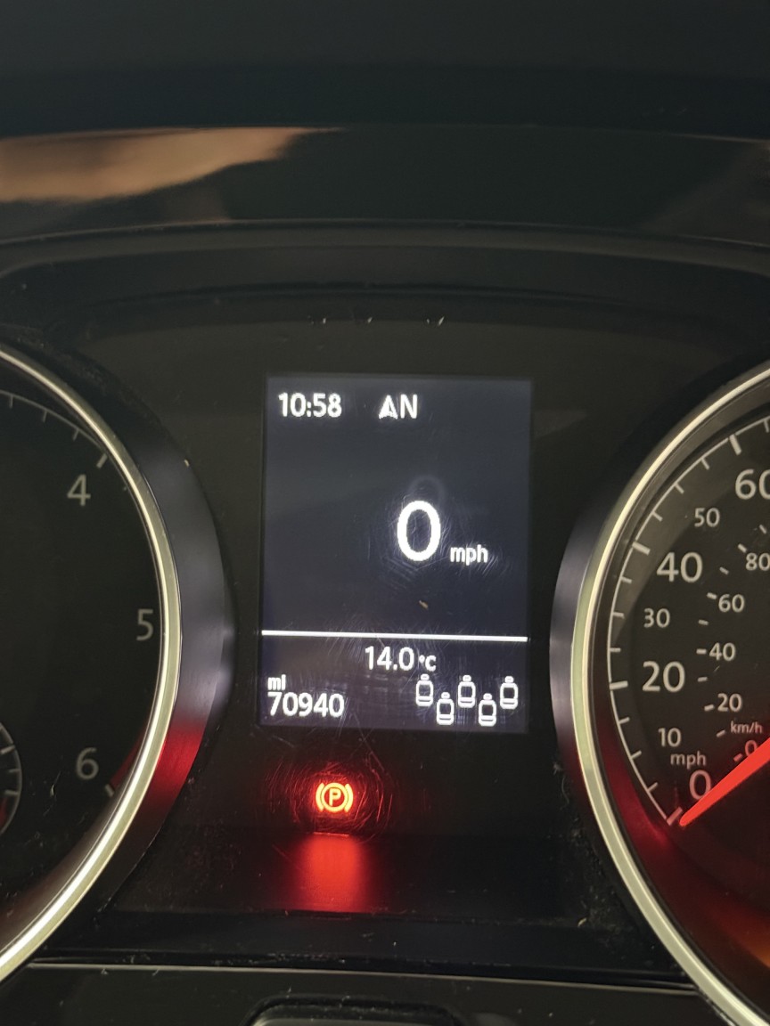 Used Volkswagen Touran 2016 for sale - 76391486: Photo 14