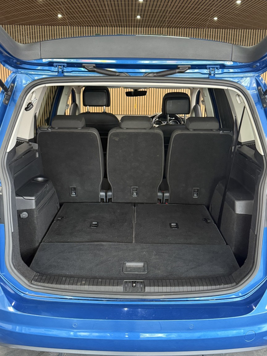 Used Volkswagen Touran 2016 for sale - 76391486: Photo 34