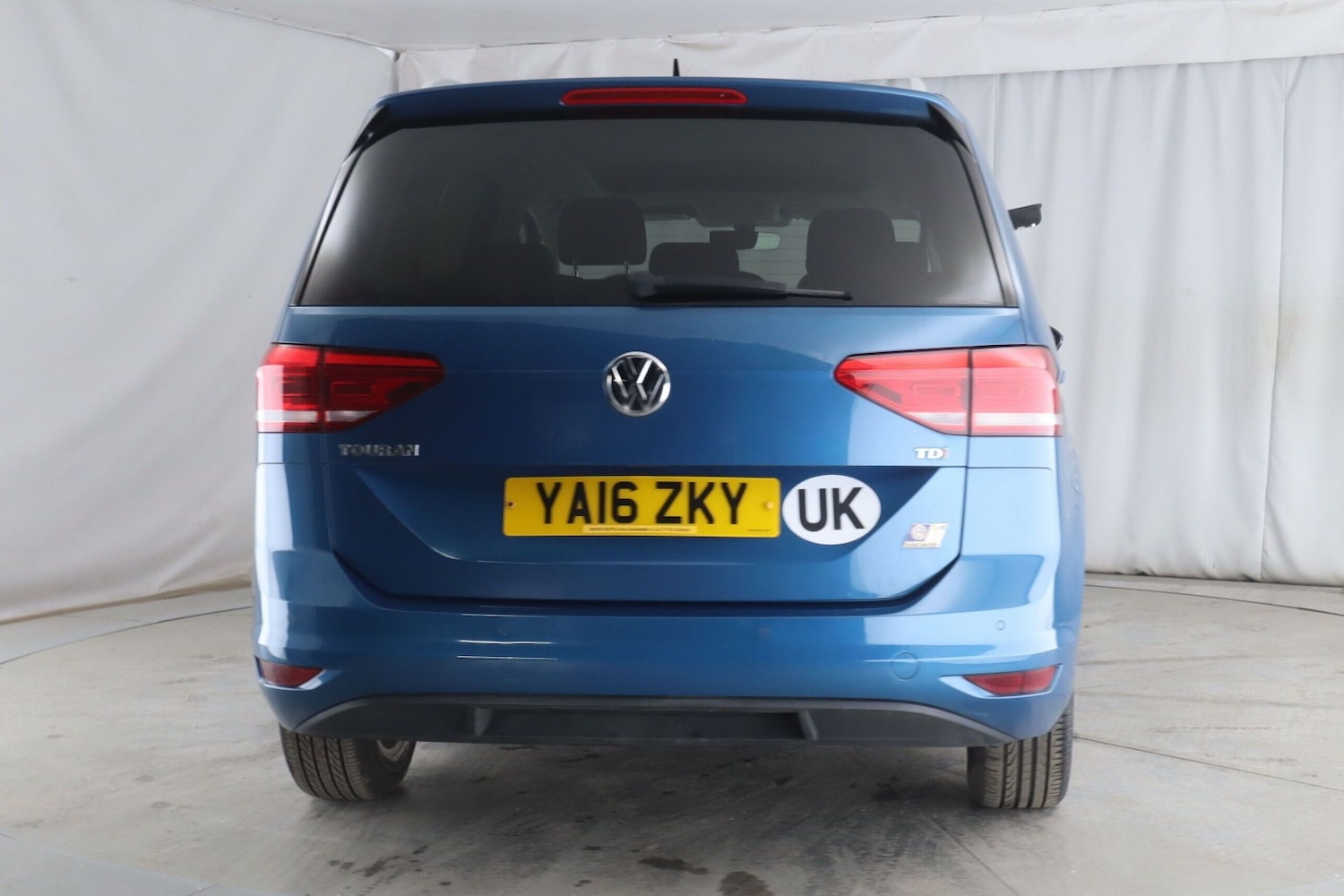 Used Volkswagen Touran 2016 for sale - 76391486: Photo 6