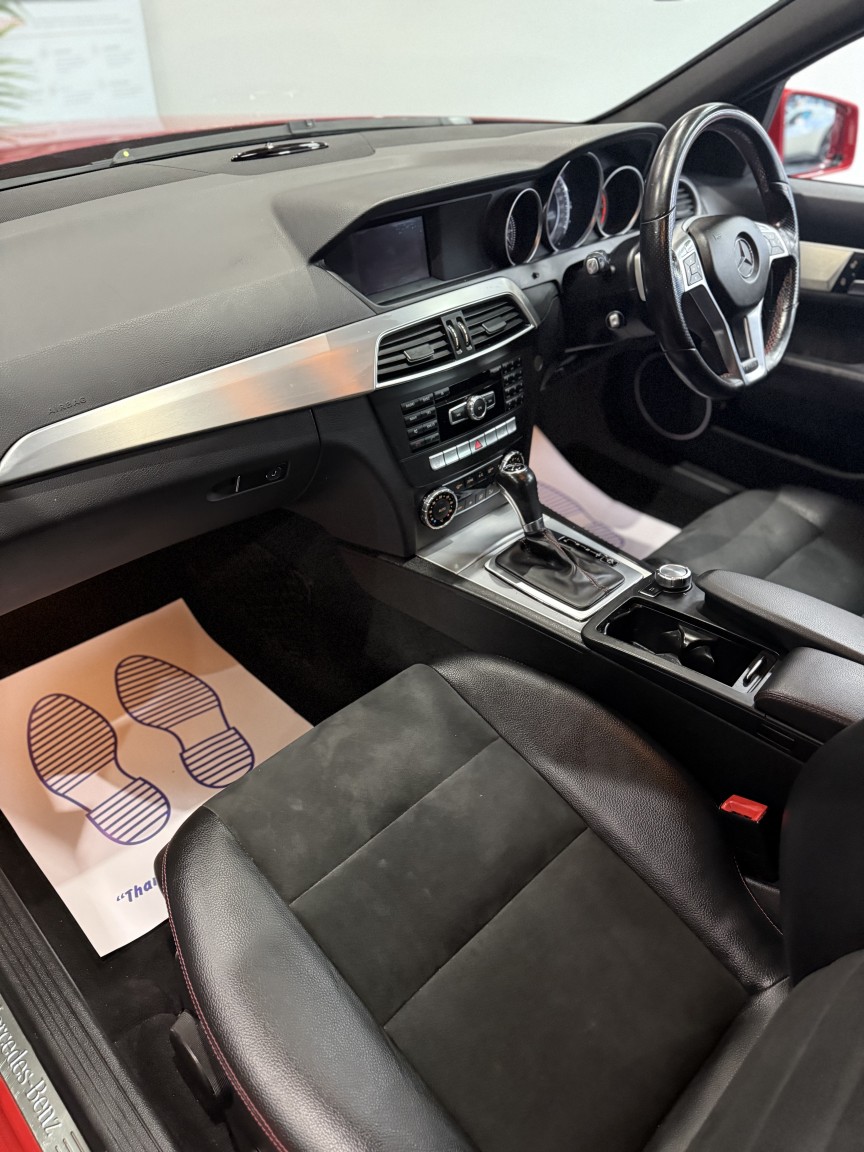 Used Mercedes-Benz C Class 2012 for sale - 76263013: Photo 16