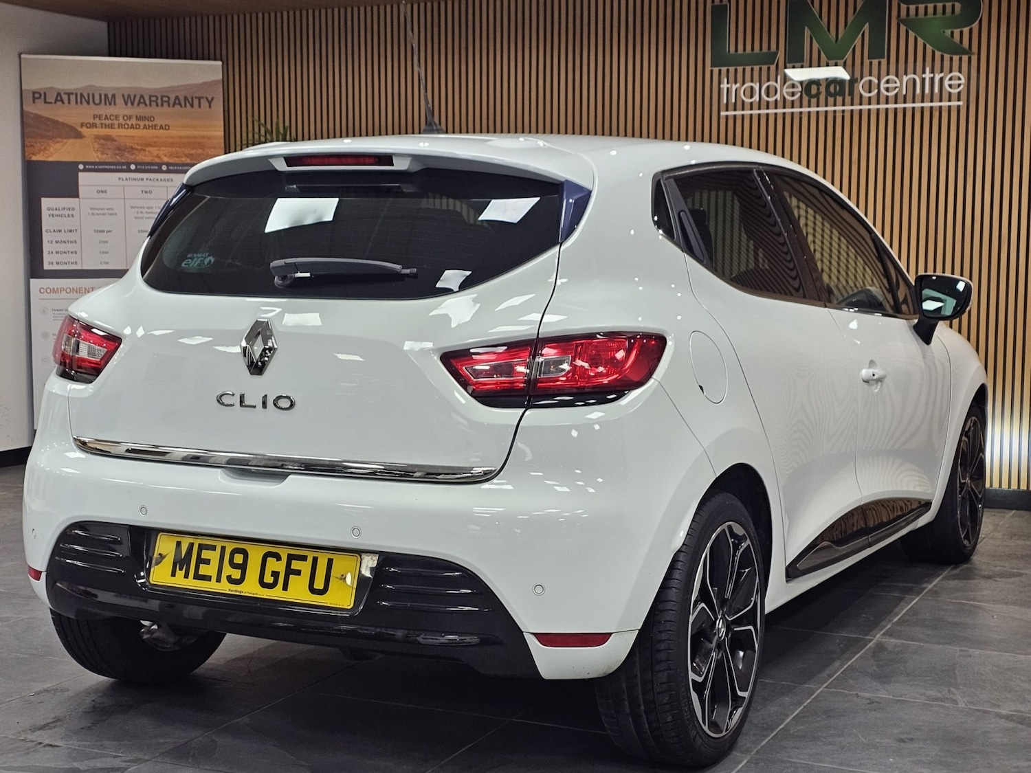 Used Renault Clio 2019 for sale - 76924503: Photo 11