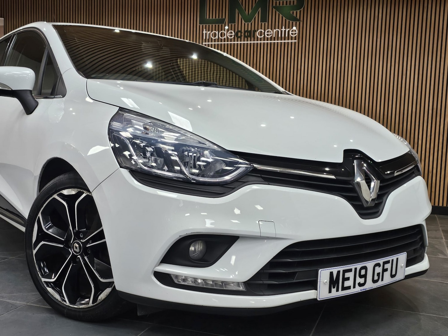 Used Renault Clio 2019 for sale - 76924503: Photo 12