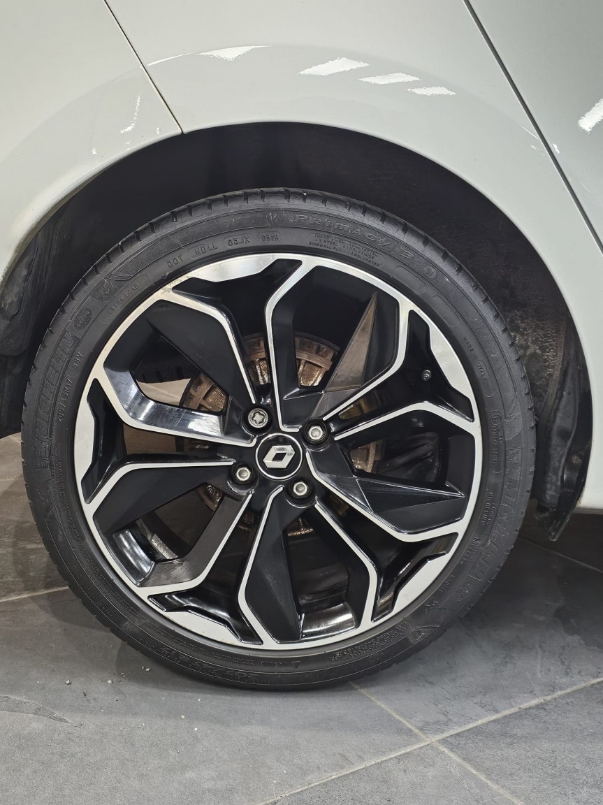 Used Renault Clio 2019 for sale - 76924503: Photo 18