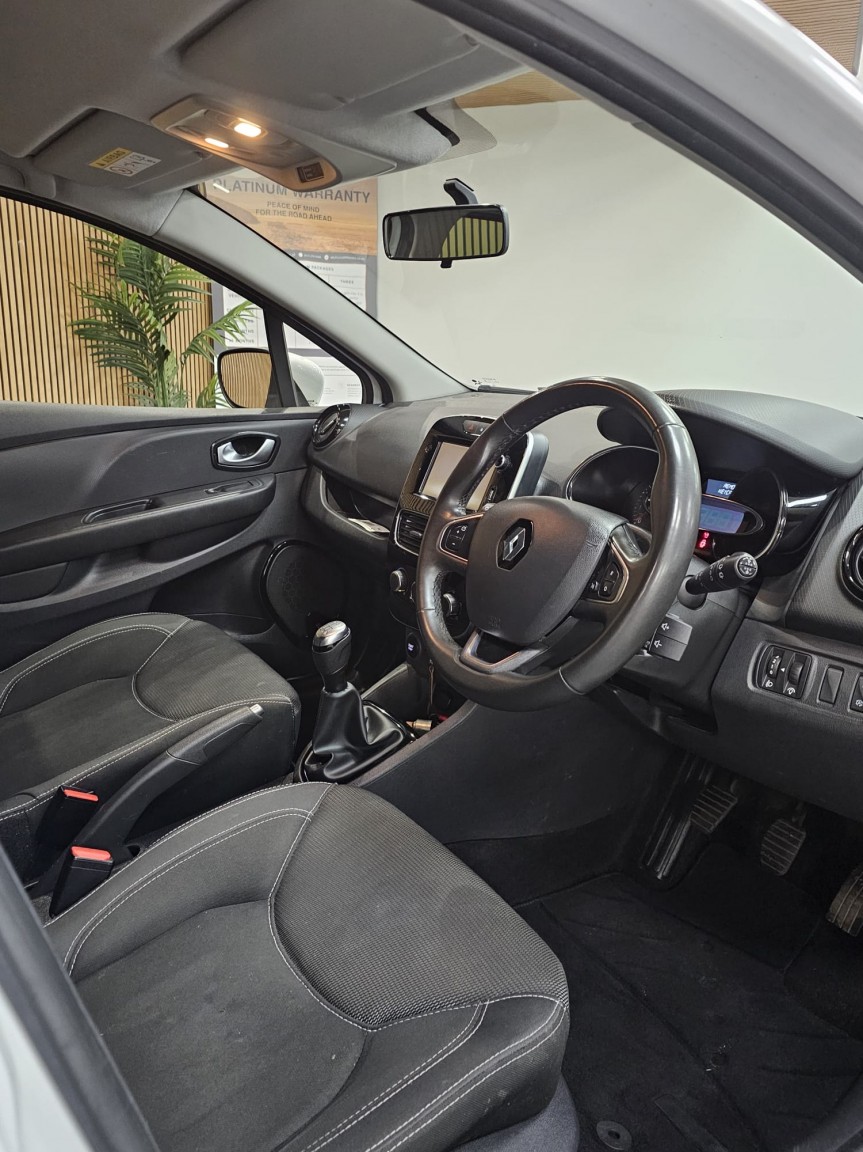 Used Renault Clio 2019 for sale - 76924503: Photo 24