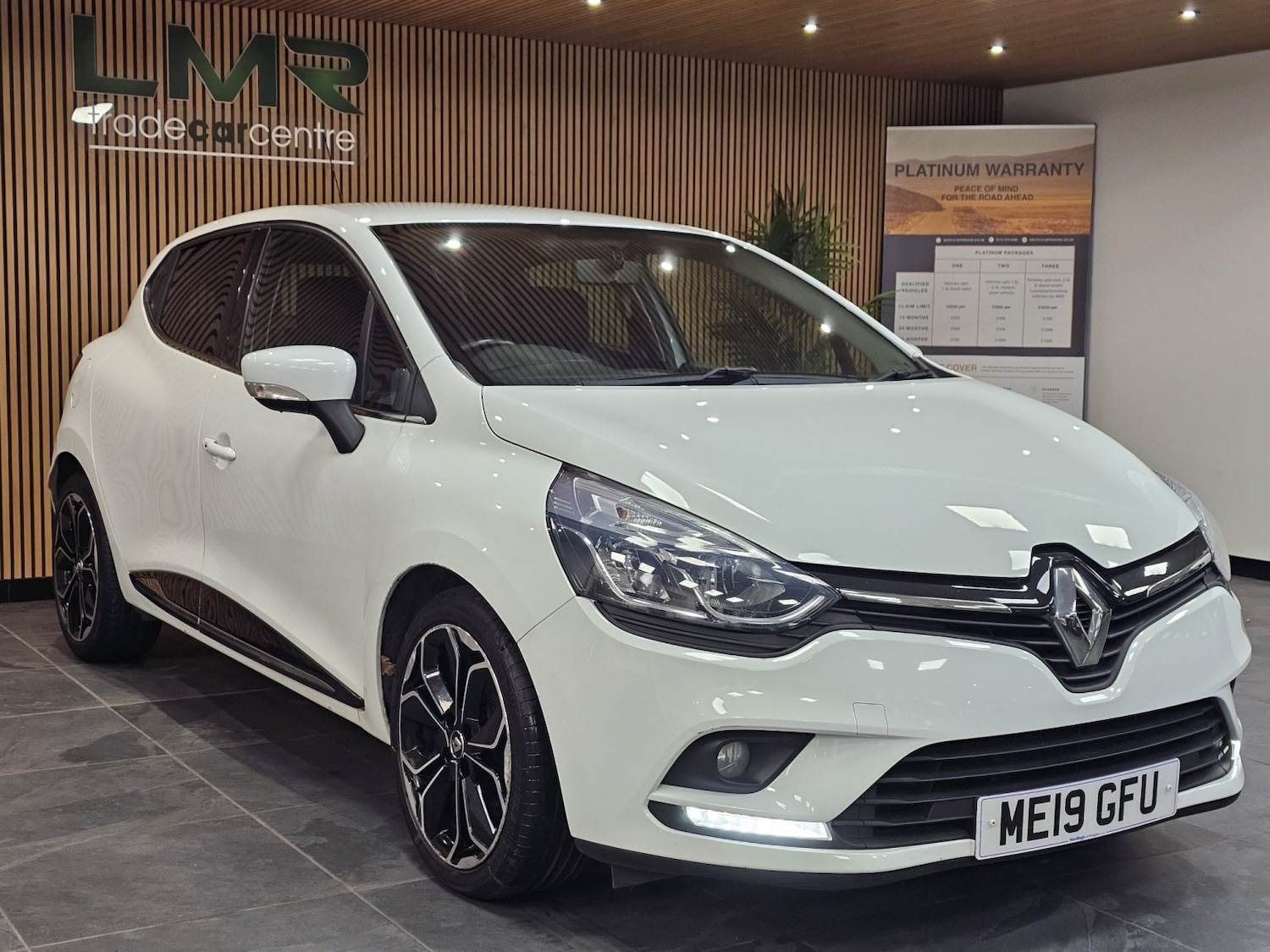Used Renault Clio 2019 for sale - 76924503: Photo 5