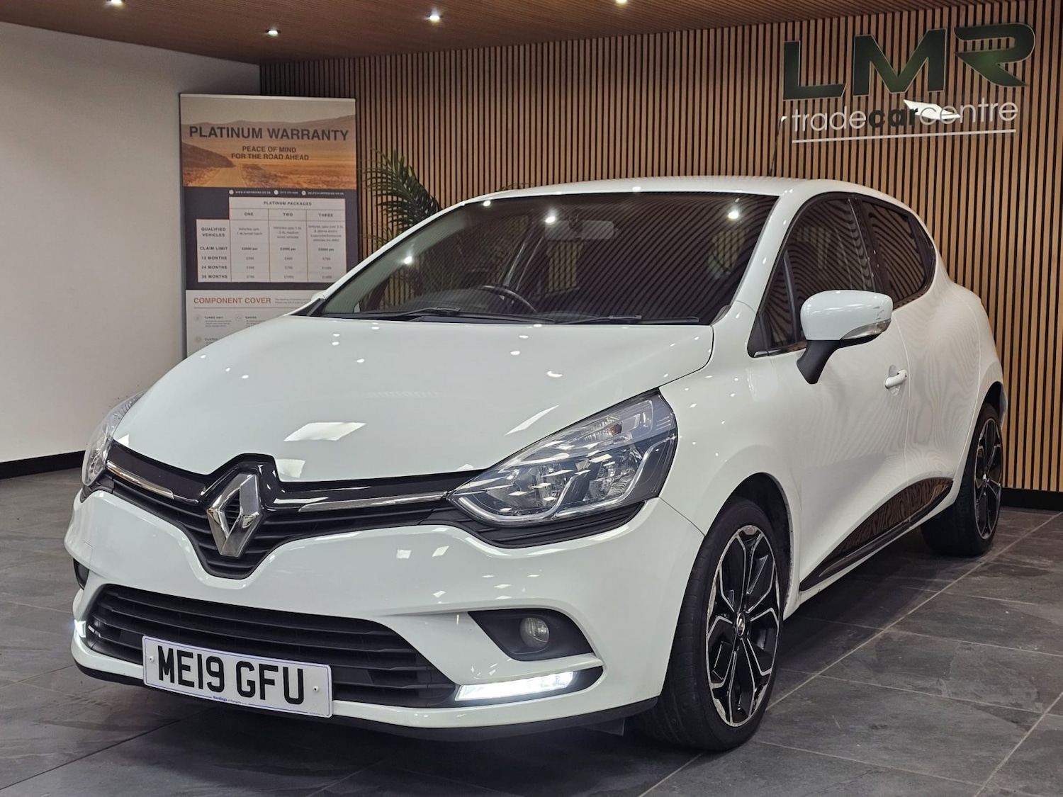 Used Renault Clio 2019 for sale - 76924503: Photo 6