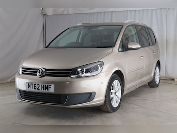 Used Volkswagen Touran 2012 for sale - 78621124: Photo