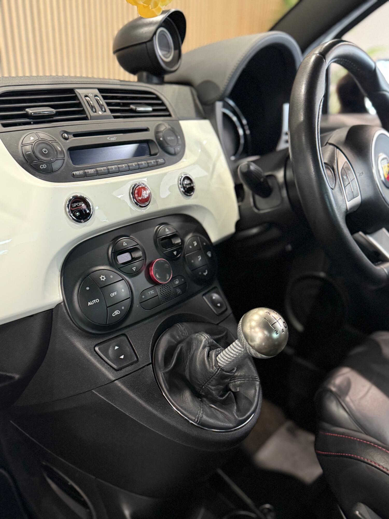 Used Abarth 595 2016 for sale - 76262965: Photo 23