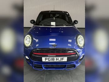 Used MINI Hatch 2018 for sale - 79640076: Photo