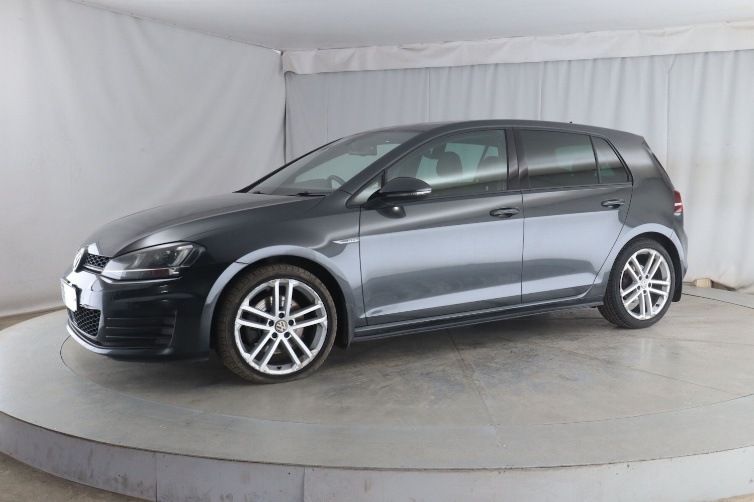 Used Volkswagen Golf 2015 for sale - 76391465: Photo 1