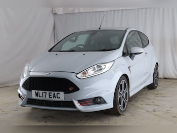 Used Ford Fiesta 2017 for sale - 77813121: Photo