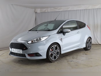 Used Ford Fiesta 2017 for sale - 77813121: Photo