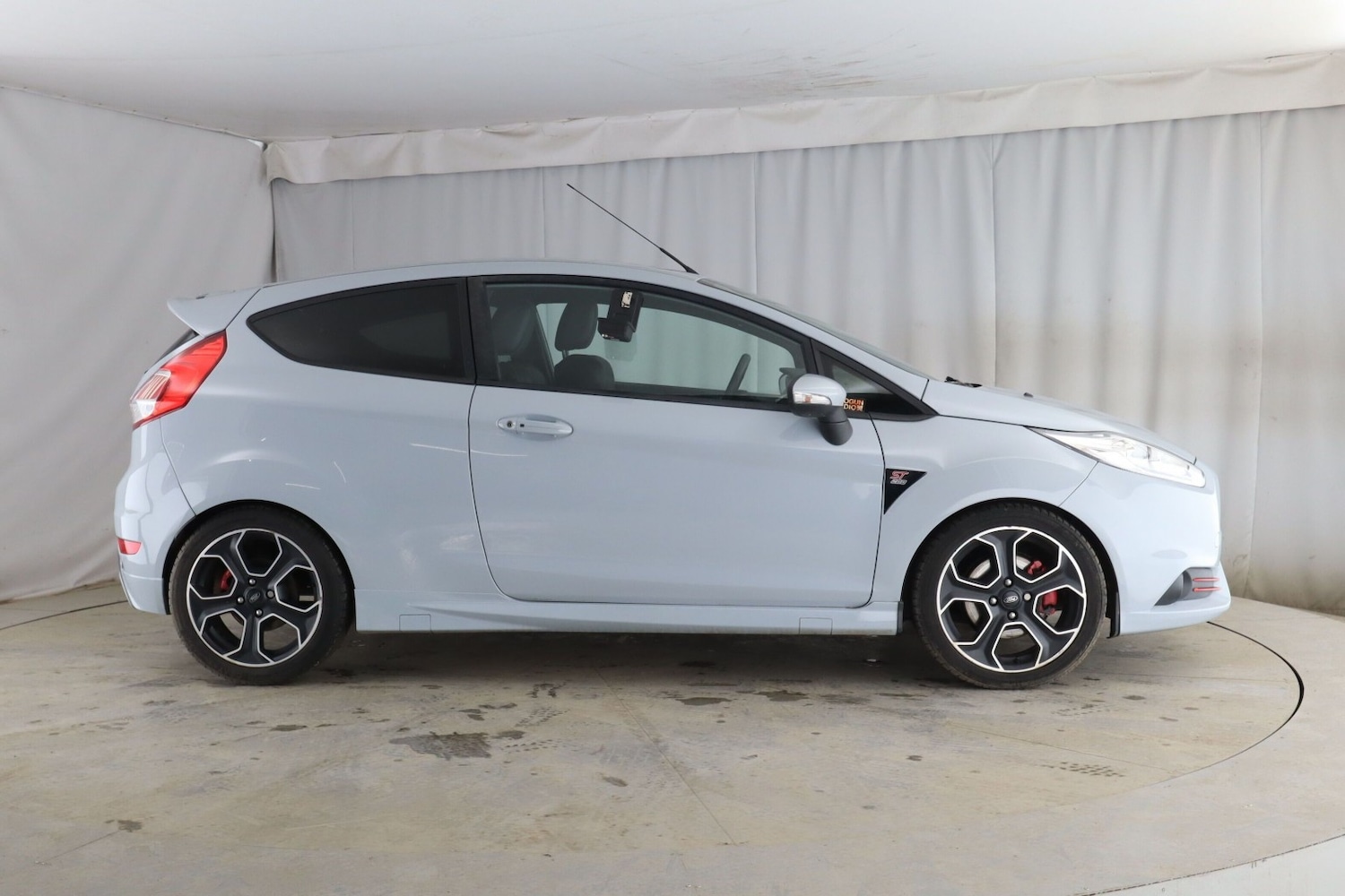 Used Ford Fiesta 2017 for sale - 77813121: Photo 5