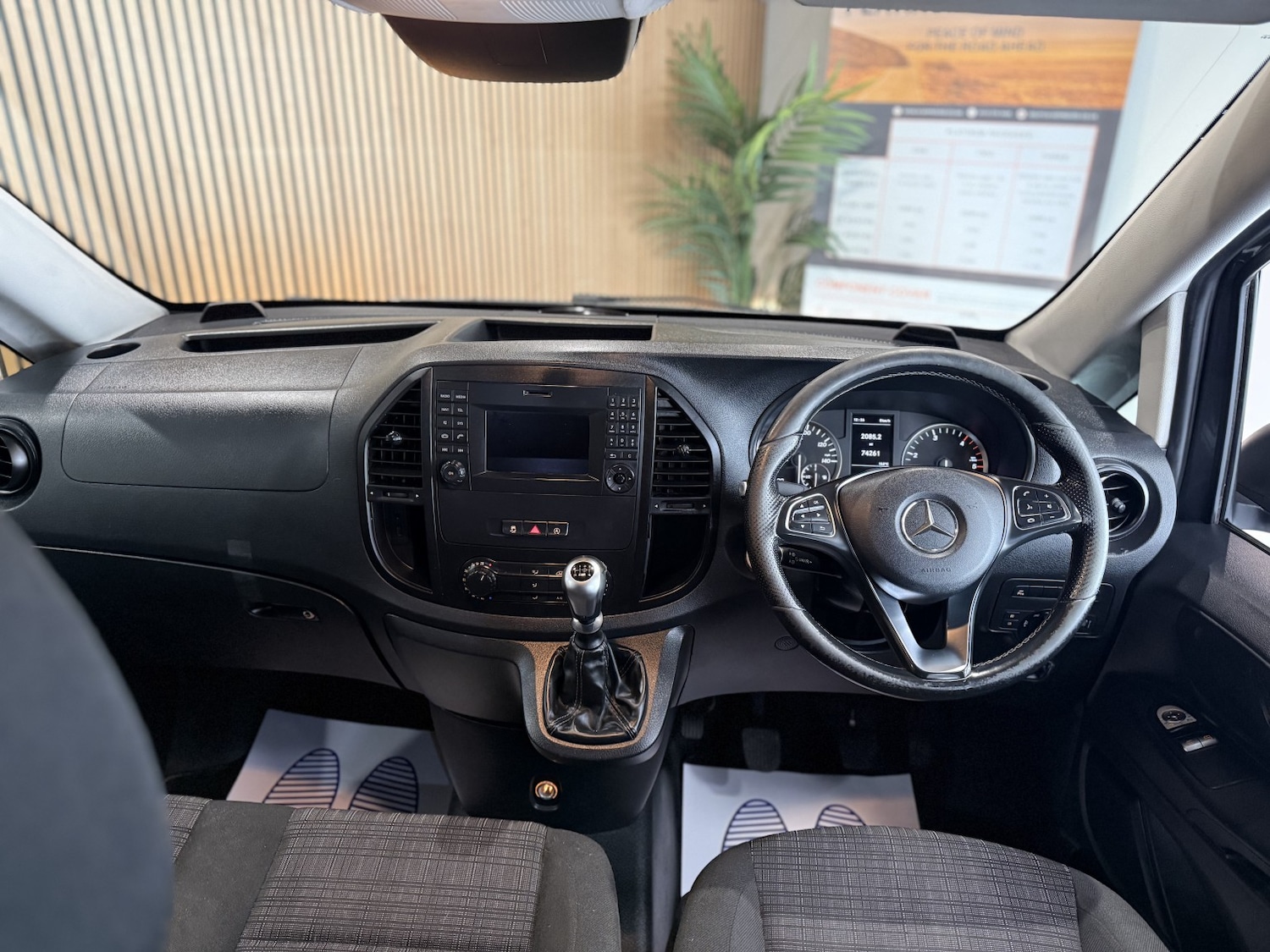 Used Mercedes-Benz Vito 2018 for sale - 77632380: Photo 18