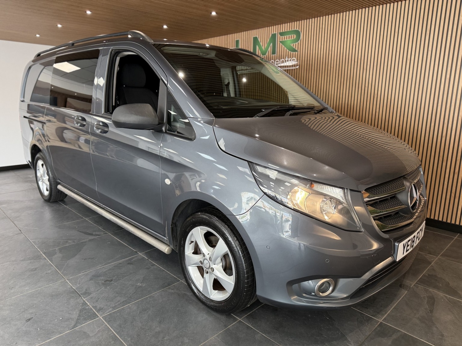 Used Mercedes-Benz Vito 2018 for sale - 77632380: Photo 4