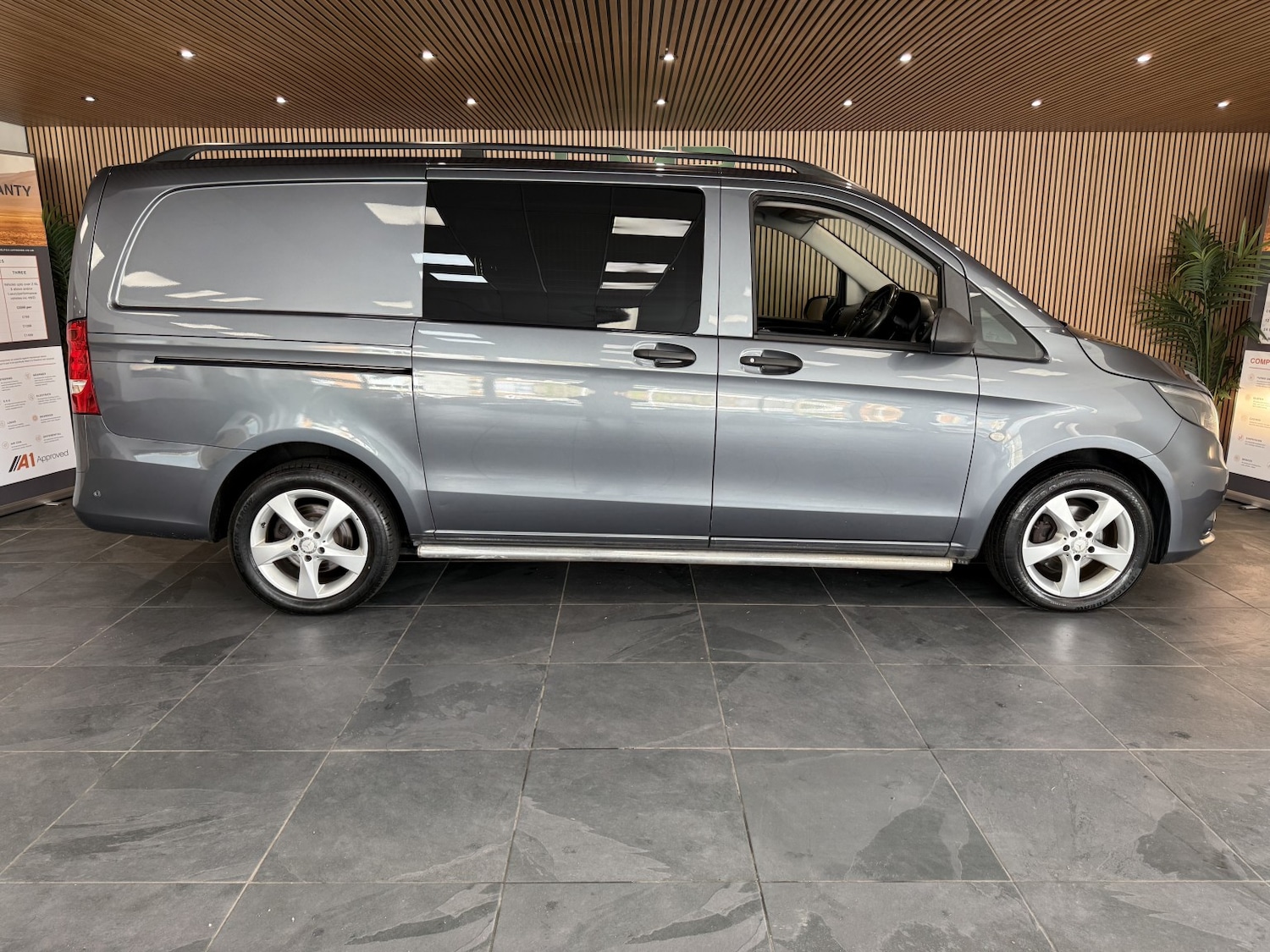 Used Mercedes-Benz Vito 2018 for sale - 77632380: Photo 7