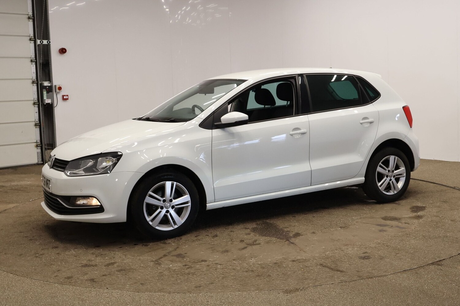 Used Volkswagen Polo 2016 for sale - 78190606: Photo 6