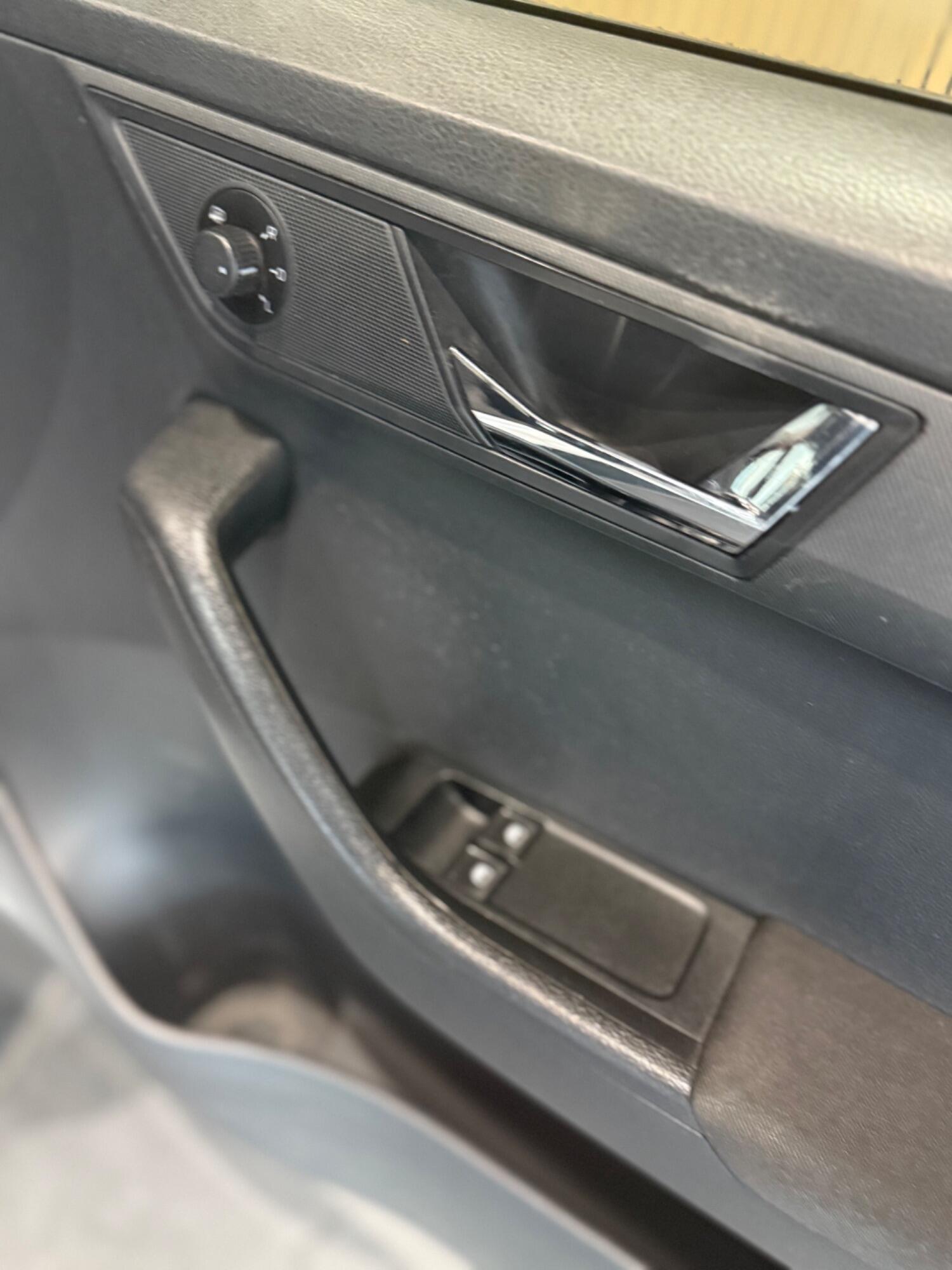 Used Skoda Fabia 2015 for sale - 76257658: Photo 14