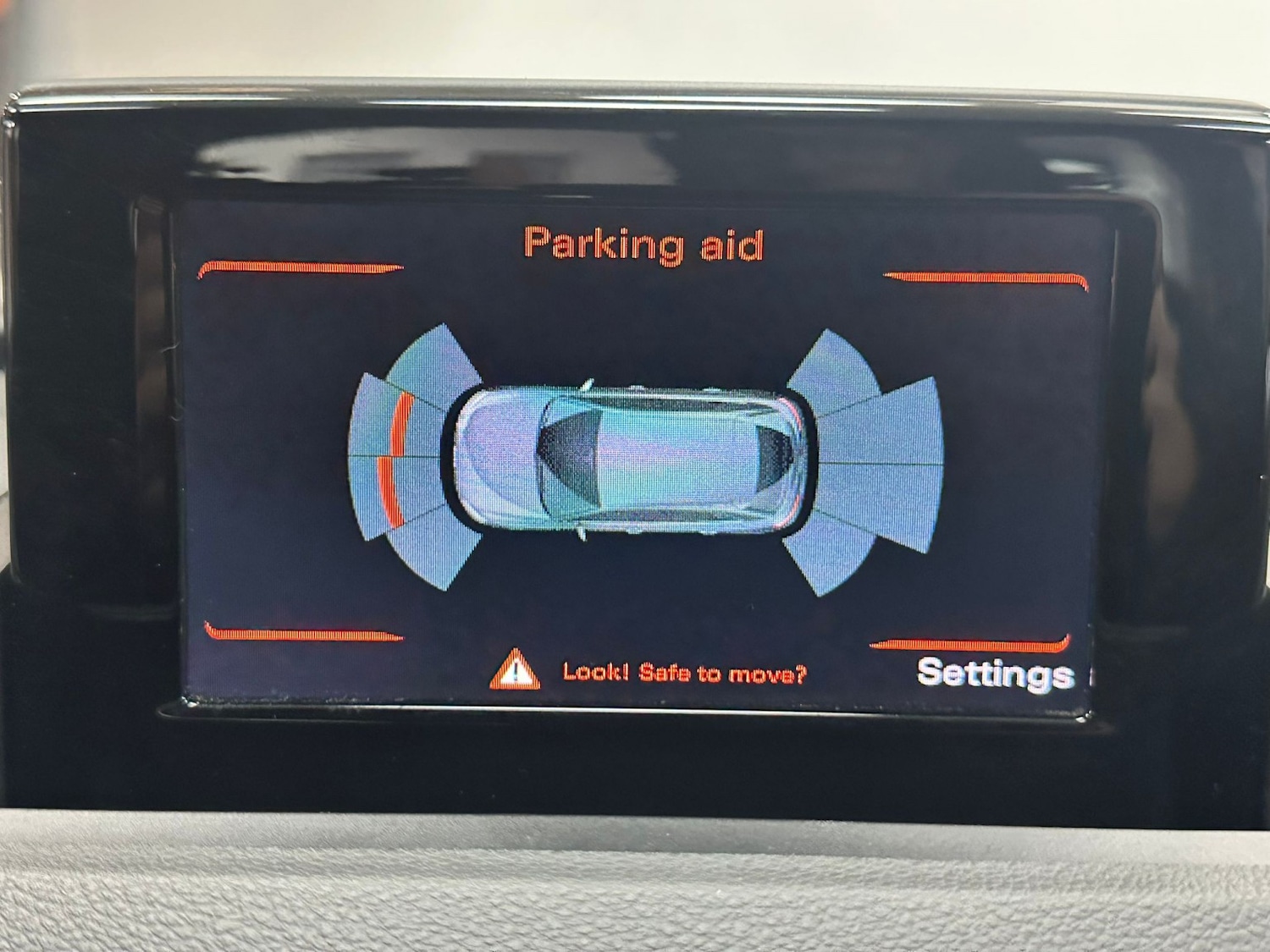 Used Audi Q3 2017 for sale - 77264362: Photo 31