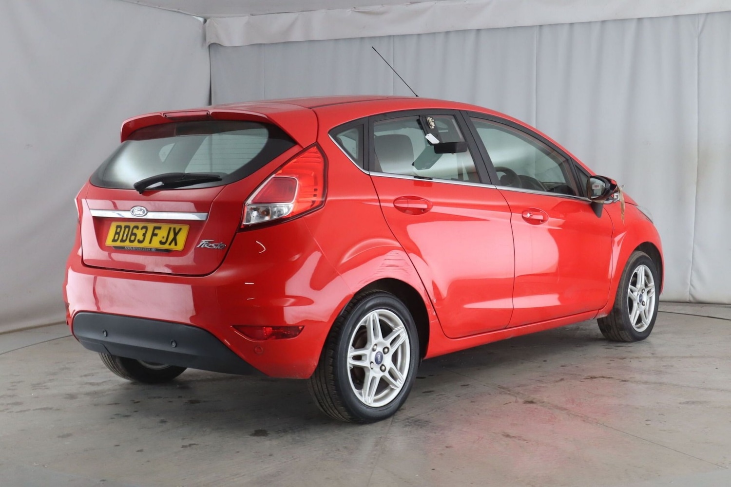 Used Ford Fiesta 2014 for sale - 76536829: Photo 3