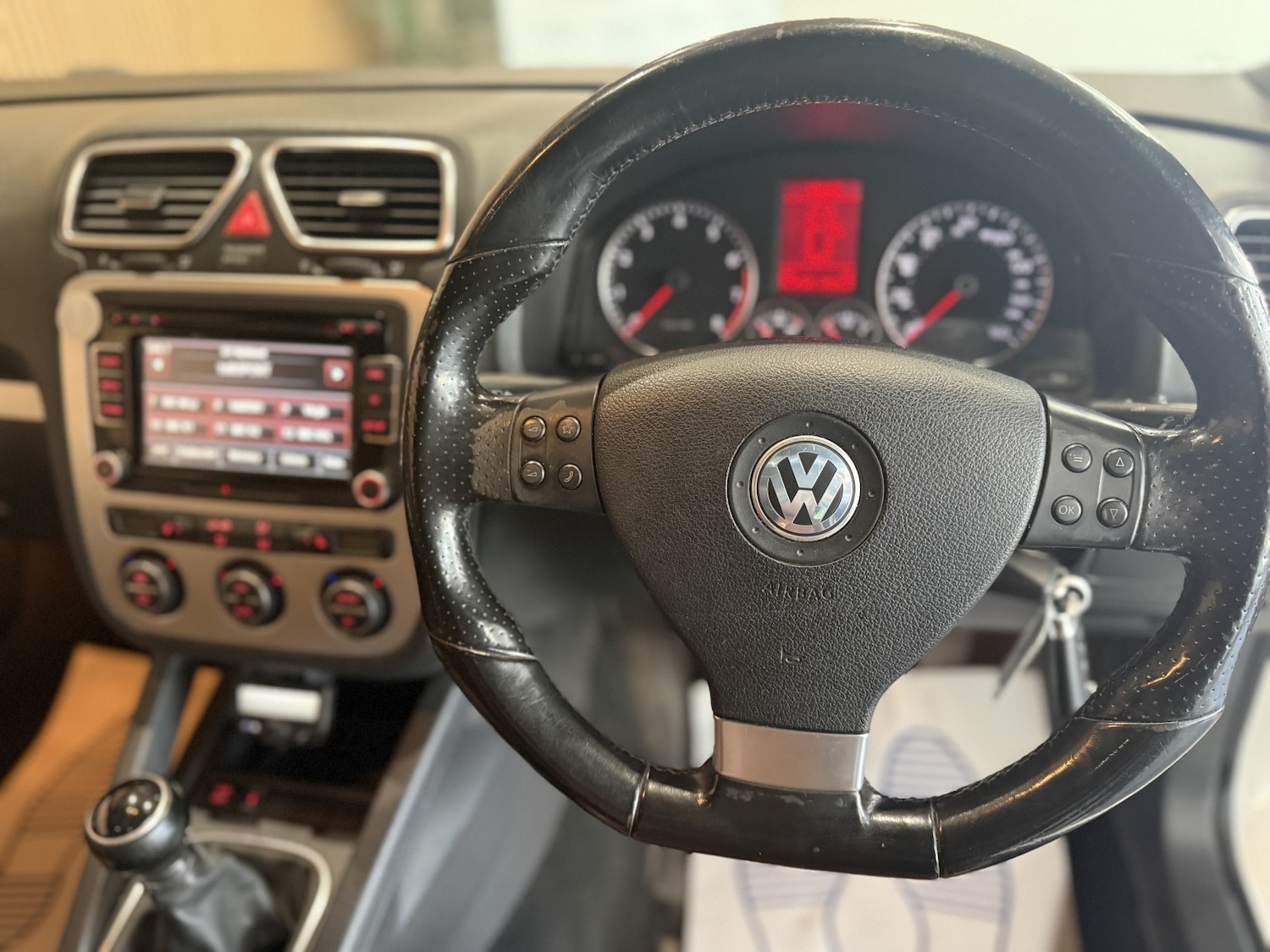 Used Volkswagen Scirocco 2009 for sale - 77749782: Photo 15