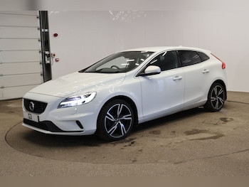 Volvo V40 feature image