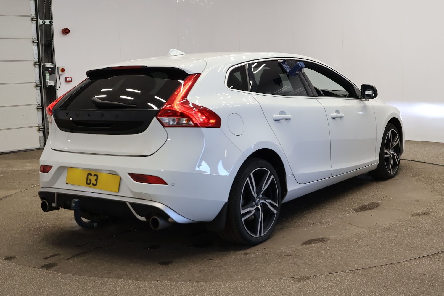 Used Volvo V40 2016 for sale - 78190620: Photo 6