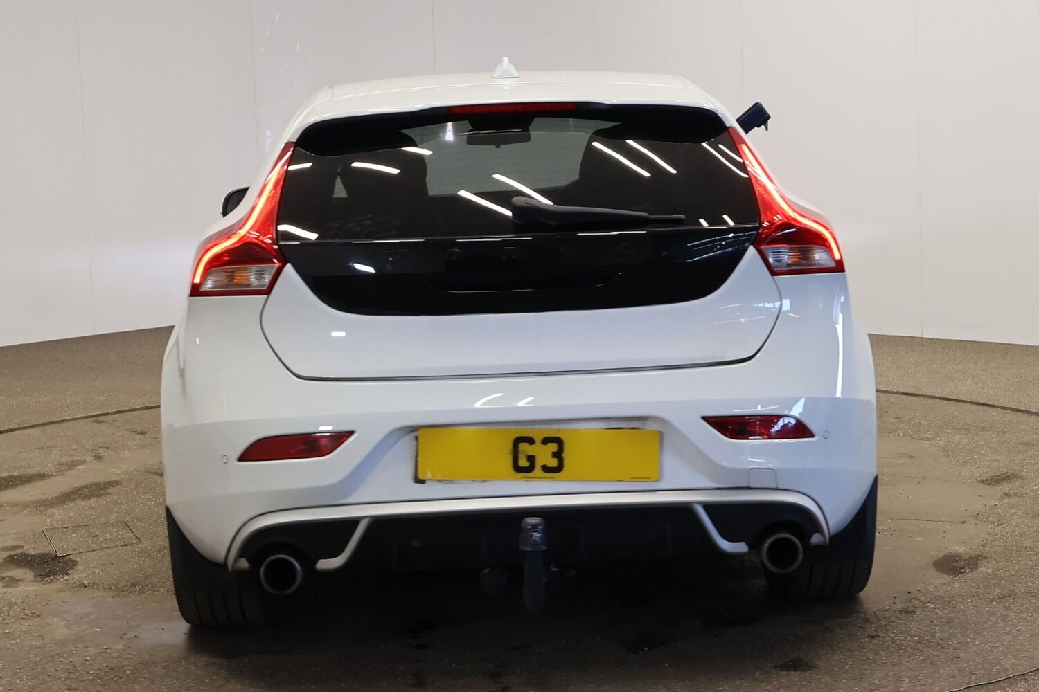 Used Volvo V40 2016 for sale - 78190620: Photo 8