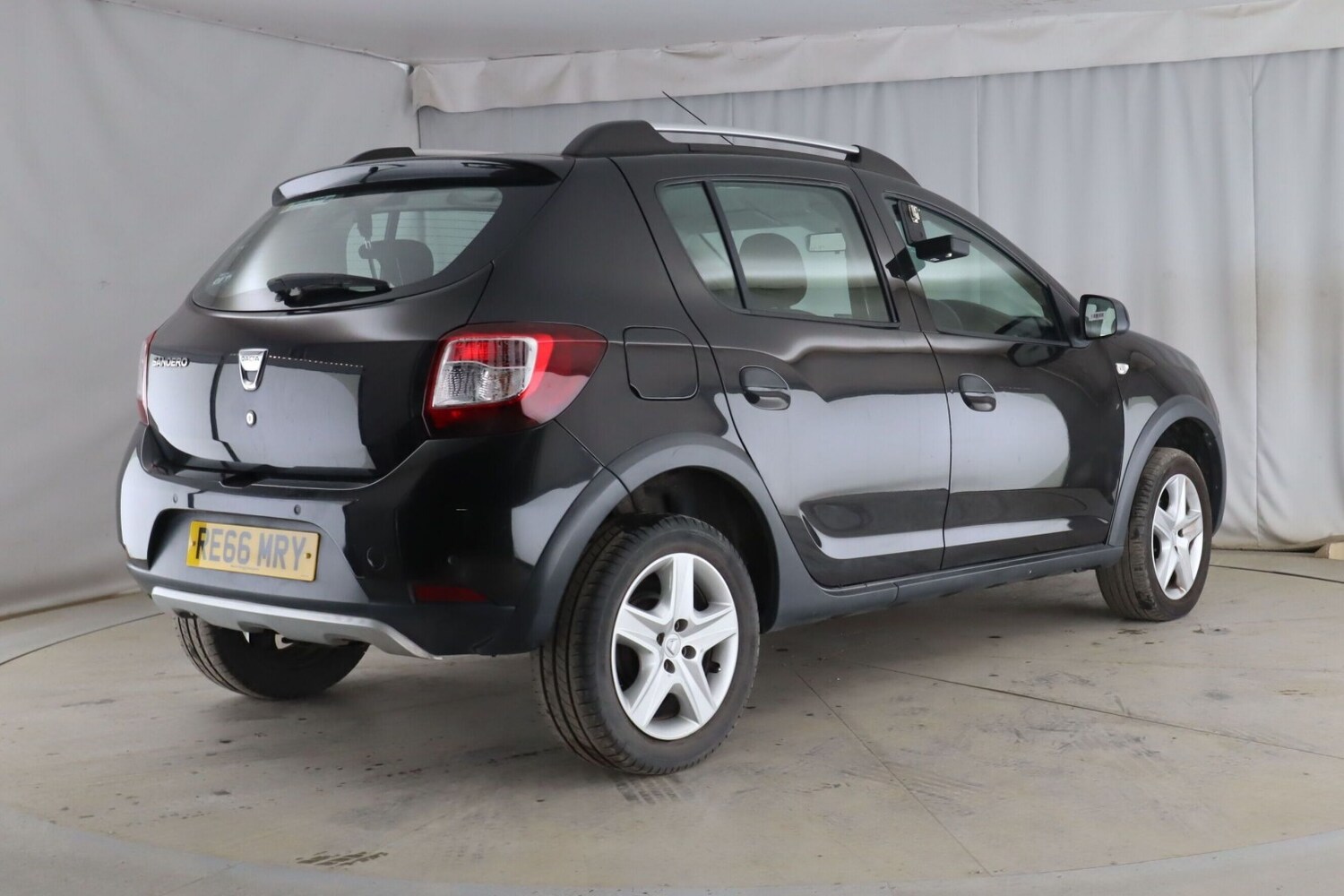 Used Dacia Sandero Stepway 2016 for sale - 77915754: Photo 6