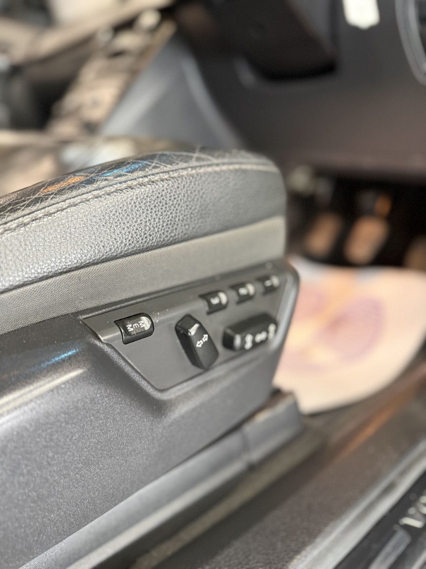 Used Volvo XC90 2010 for sale - 77584447: Photo 17