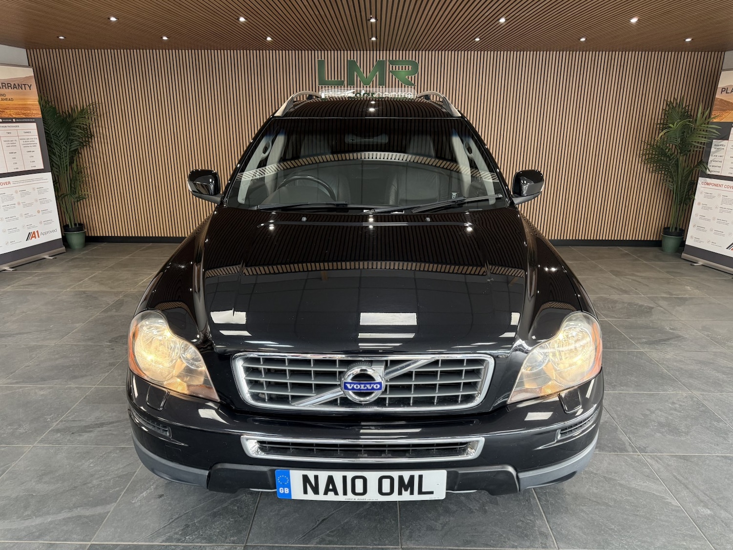 Used Volvo XC90 2010 for sale - 77584447: Photo 2