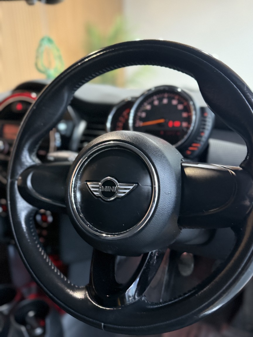 Used MINI Hatch 2014 for sale - 76769539: Photo 19