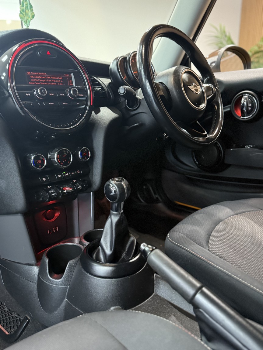 Used MINI Hatch 2014 for sale - 76769539: Photo 23