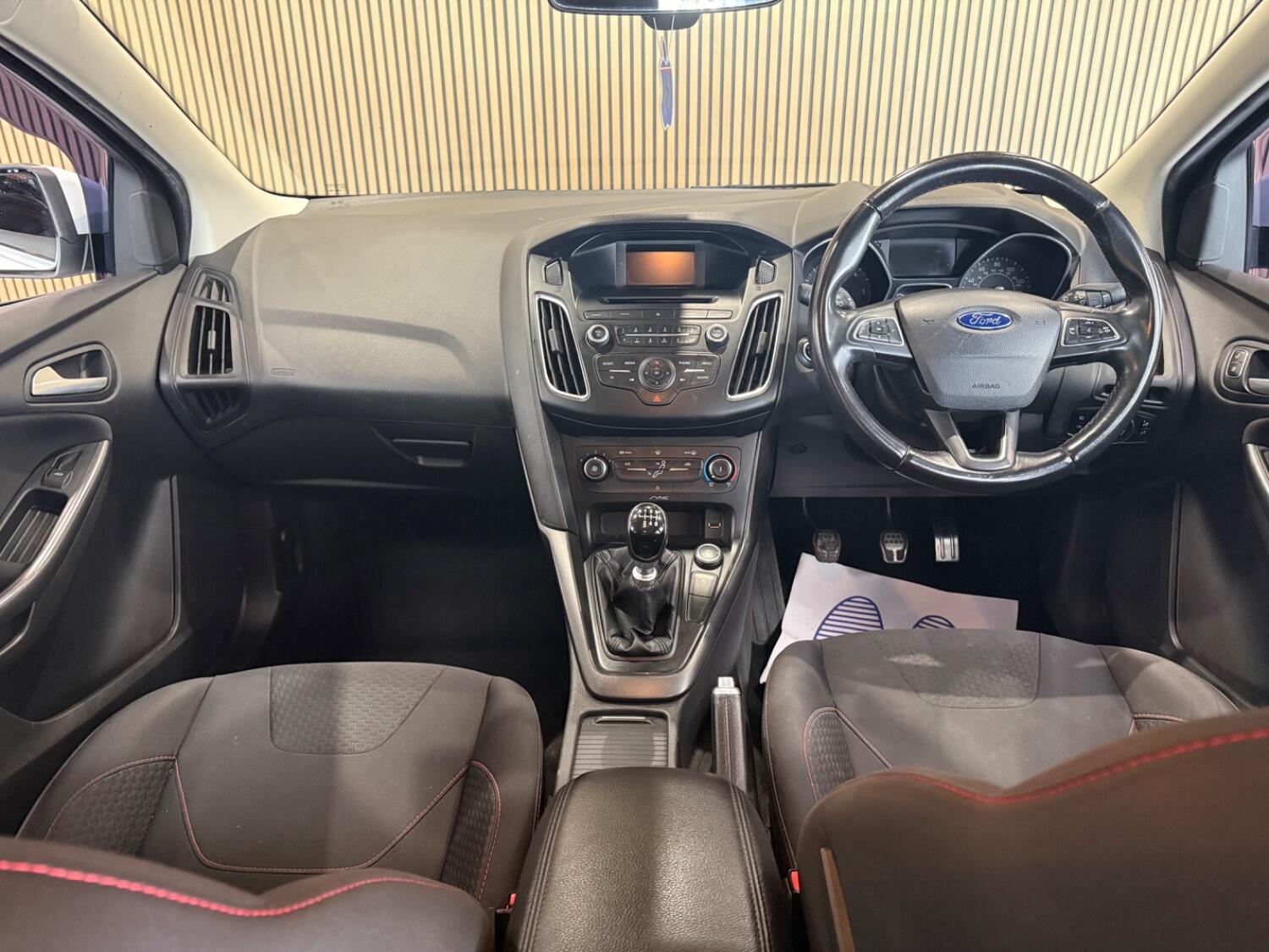 Used Ford Focus 2015 for sale - 77864892: Photo 18