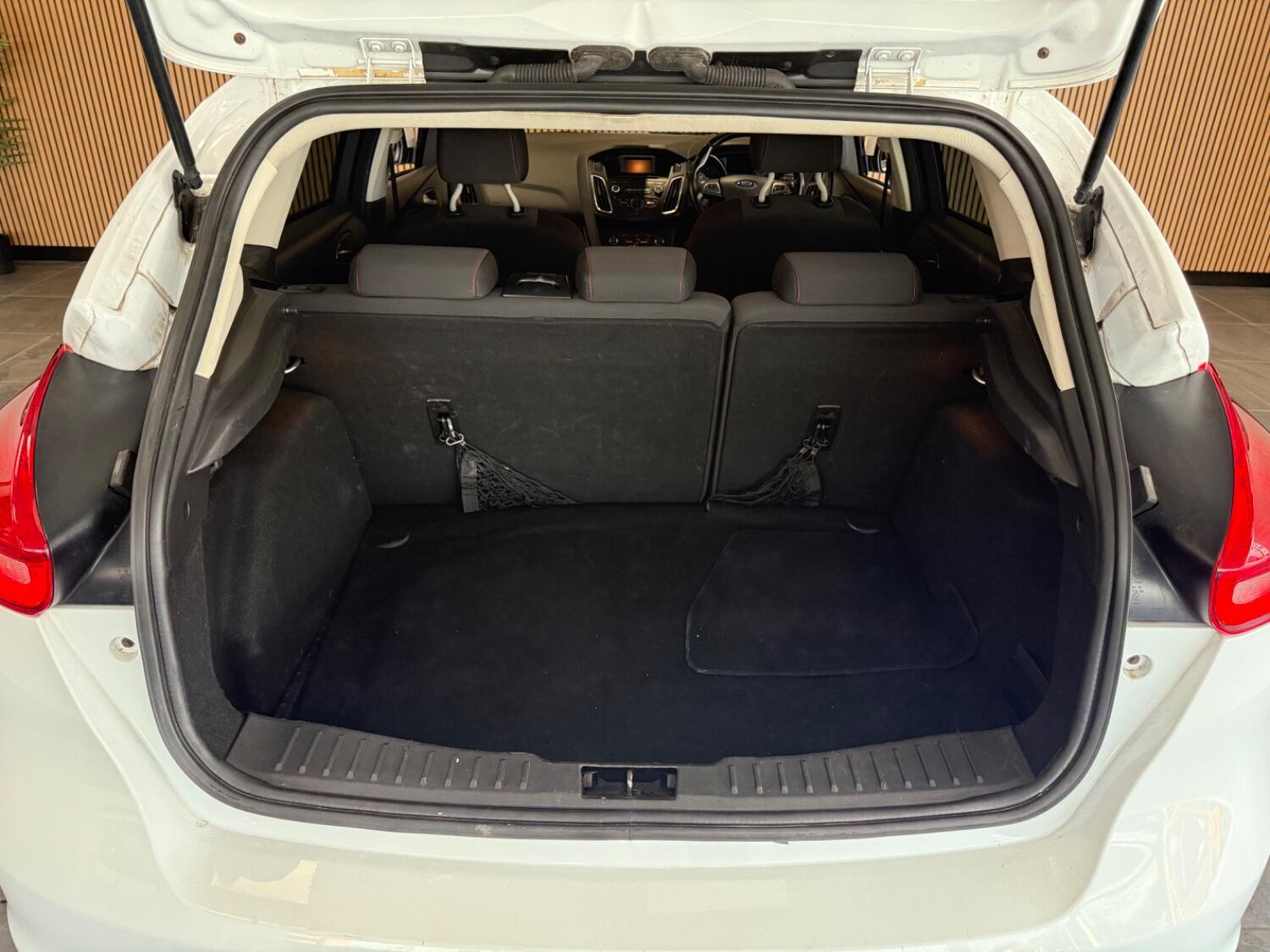 Used Ford Focus 2015 for sale - 77864892: Photo 21