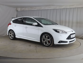 Used Ford Focus 2014 for sale - 77643812: Photo
