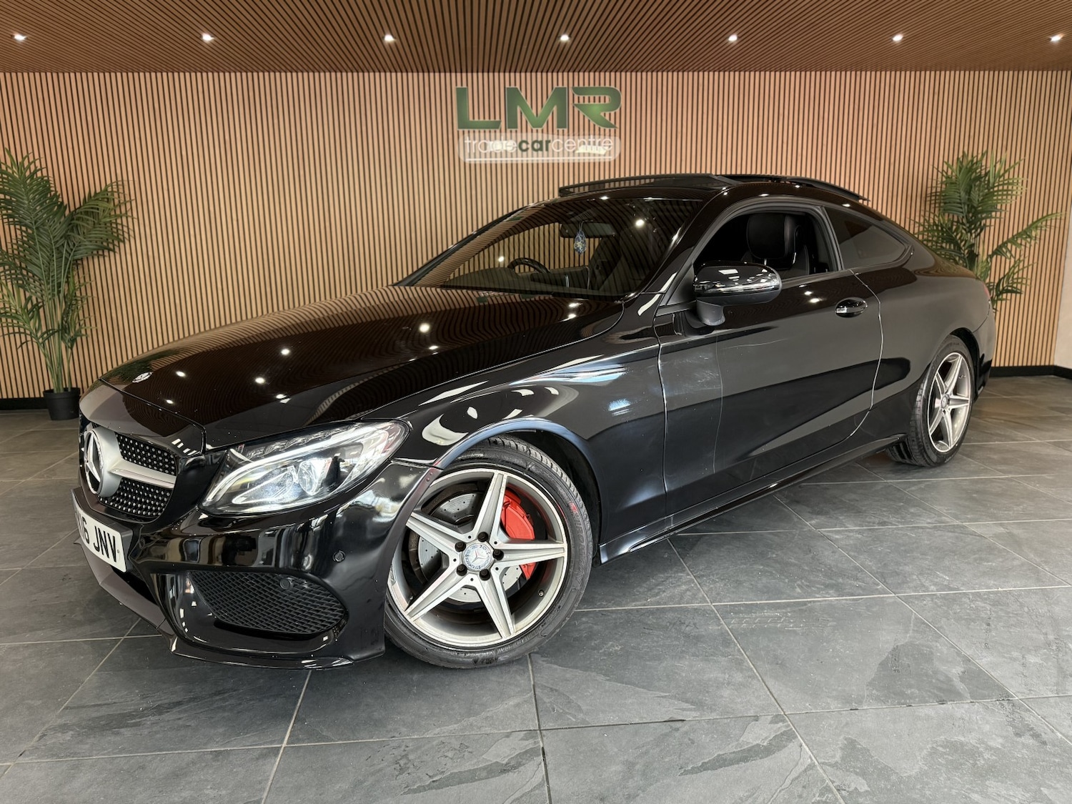 Used Mercedes-Benz C Class 2016 for sale - 76324774: Photo 1