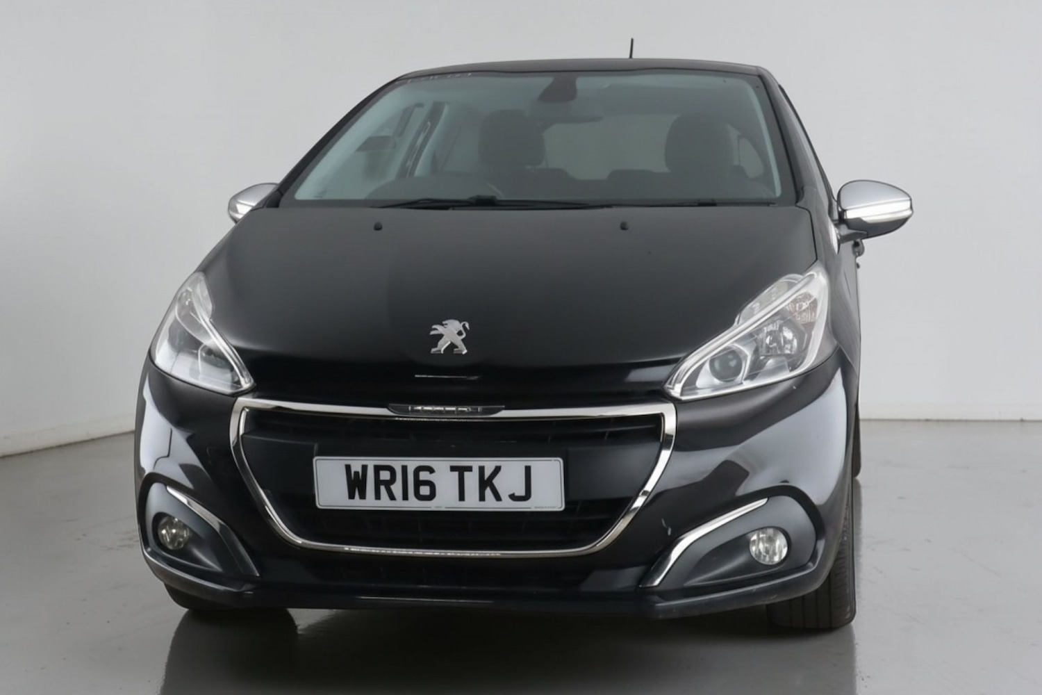 Used Peugeot 208 2016 for sale - 77729552: Photo 3