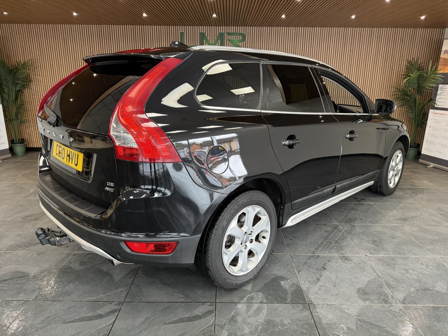 Used Volvo XC60 2010 for sale - 77548322: Photo 8